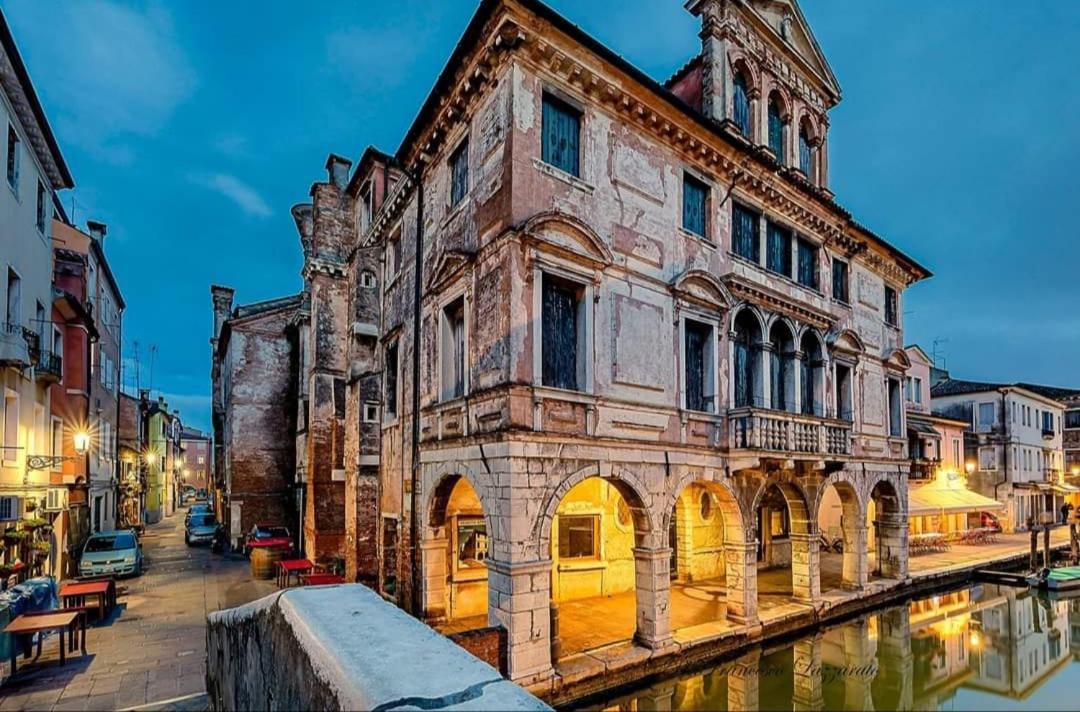 Hotel La Famiglia Tripla Ca Bianca Exterior foto